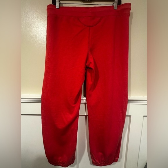 Comfy sweats - Picture 2 of 4